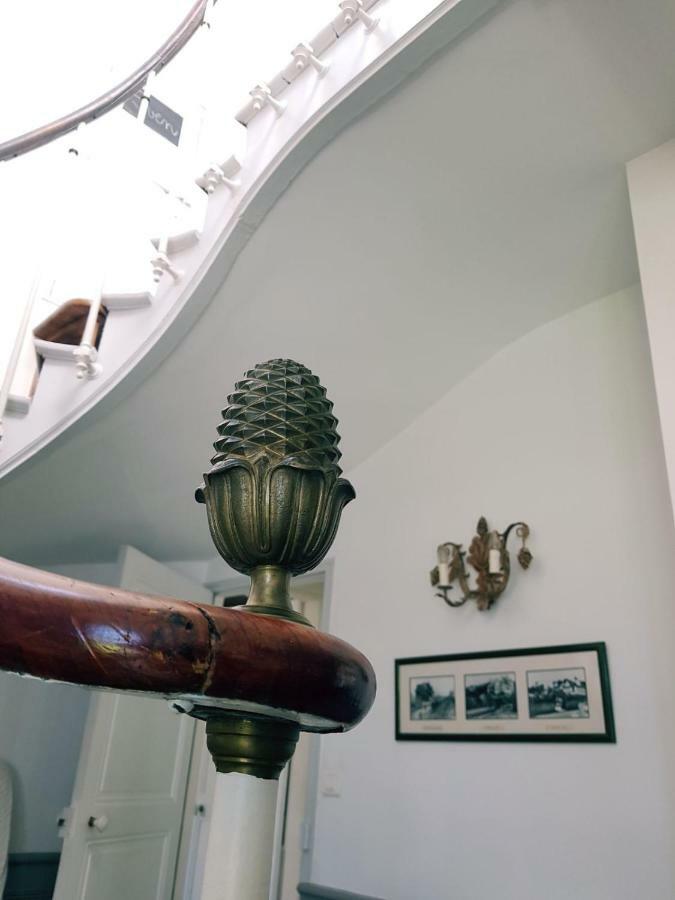 Manoir De L'As De Trefle Bed & Breakfast Isneauville Eksteriør bilde