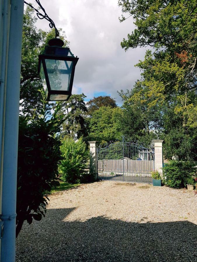 Manoir De L'As De Trefle Bed & Breakfast Isneauville Eksteriør bilde