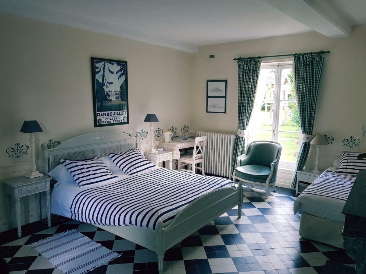 Manoir De L'As De Trefle Bed & Breakfast Isneauville Eksteriør bilde