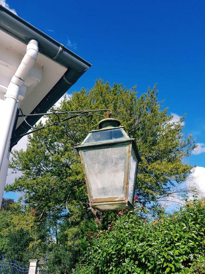 Manoir De L'As De Trefle Bed & Breakfast Isneauville Eksteriør bilde